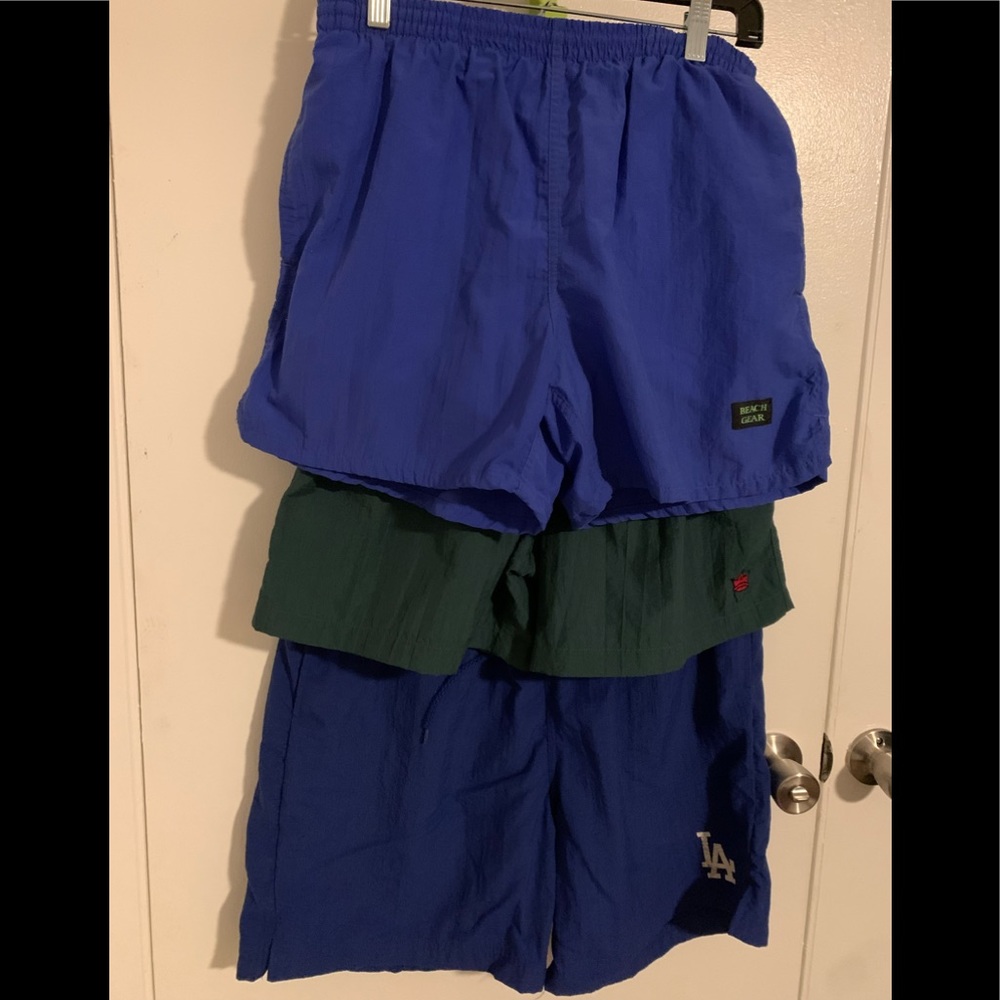 3 men’s shorts size M